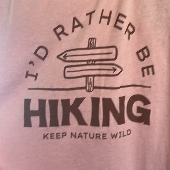 Light pink tank ✨ - Picture 2 of 4